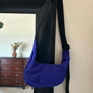 Baggu mini crescent bag